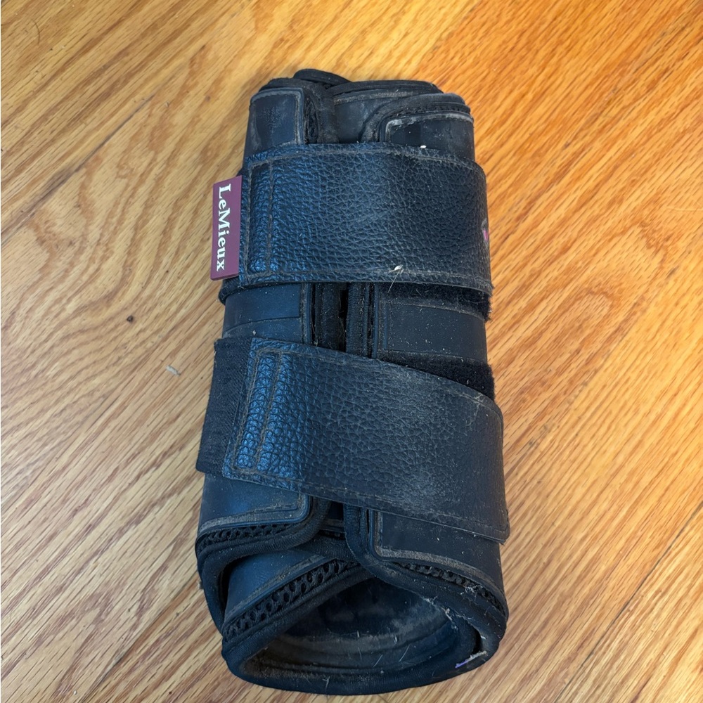LeMieux Black boots